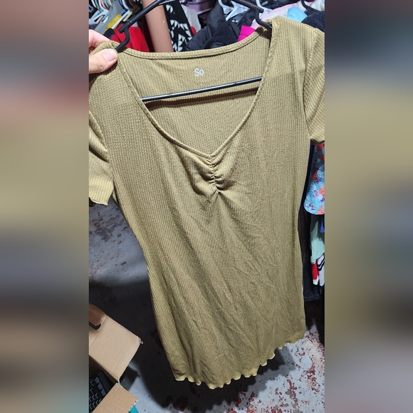 So Women's Olive Ribbed Top - Picture 1 of 2